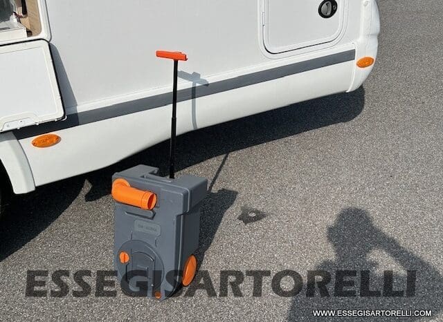 CHAUSSON FIRST LINE C 656 DOPPIA DINETTE 7 POSTI OMOLOGATI 2024 GARAGE pieno