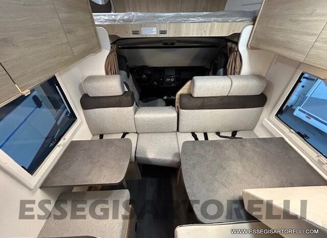 CHAUSSON FIRST LINE C 656 DOPPIA DINETTE 7 POSTI OMOLOGATI 2024 GARAGE pieno