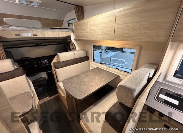 CHAUSSON FIRST LINE C 656 DOPPIA DINETTE 7 POSTI OMOLOGATI 2024 GARAGE pieno