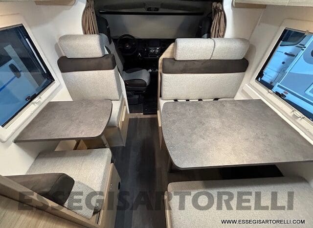 CHAUSSON FIRST LINE C 656 DOPPIA DINETTE 7 POSTI OMOLOGATI 2024 GARAGE pieno