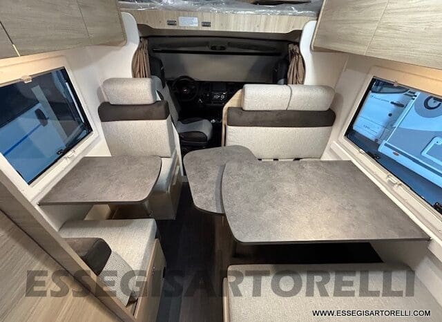 CHAUSSON FIRST LINE C 656 DOPPIA DINETTE 7 POSTI OMOLOGATI 2024 GARAGE pieno