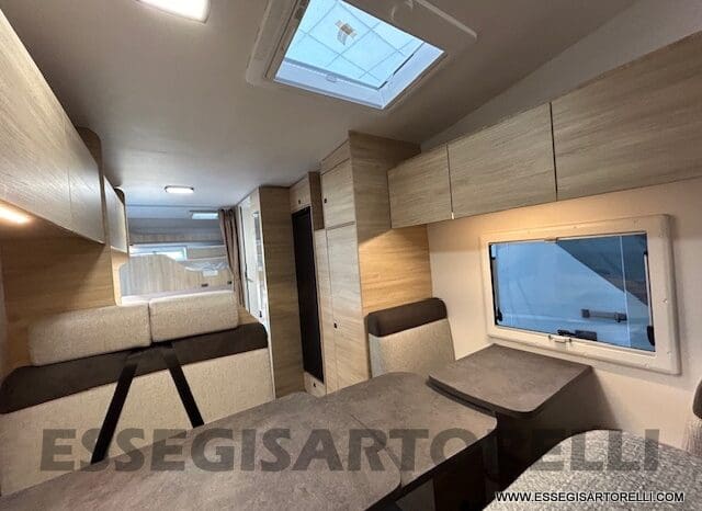 CHAUSSON FIRST LINE C 656 DOPPIA DINETTE 7 POSTI OMOLOGATI 2024 GARAGE pieno