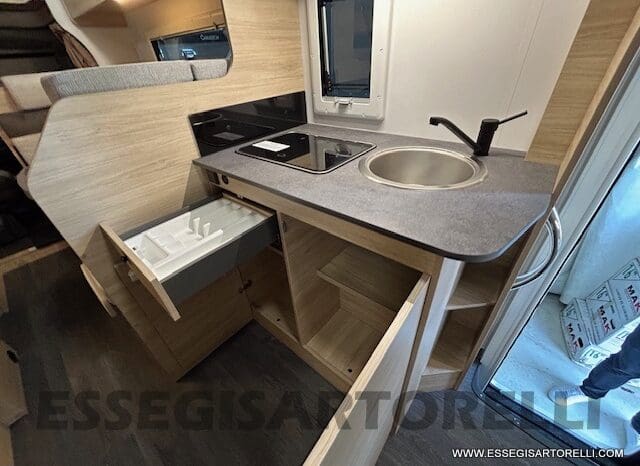 CHAUSSON FIRST LINE C 656 DOPPIA DINETTE 7 POSTI OMOLOGATI 2024 GARAGE pieno