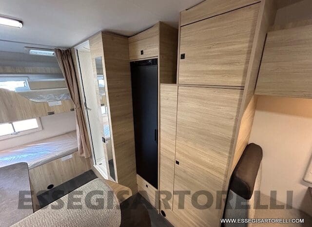 CHAUSSON FIRST LINE C 656 DOPPIA DINETTE 7 POSTI OMOLOGATI 2024 GARAGE pieno