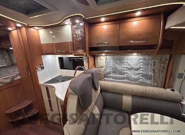 CARTHAGO CHIC C-LINE 4.2 DB MOTORHOME 150 CV POWER UNIPROPR. 2015 685 CM KM 73.569 pieno