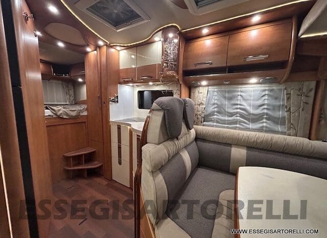 CARTHAGO CHIC C-LINE 4.2 DB MOTORHOME 150 CV POWER UNIPROPR. 2015 685 CM KM 73.569 pieno