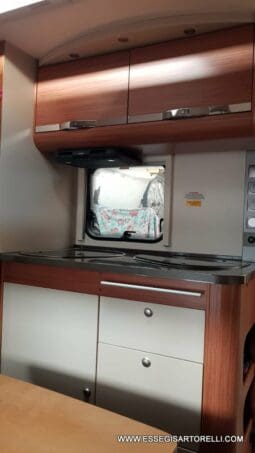 ADRIA ADORA 513 TK CARAVAN 6 POSTI 2012 MOVER AUTOMATICO, TENDALINO ,PRIVACY, VERANDA 1.300 KG pieno