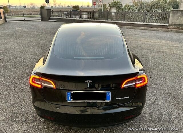 TESLA MODEL 3 DUAL MOTOR LONG RANGE (4WD) FULL OPTIONAL IVA ESPOSTA pieno