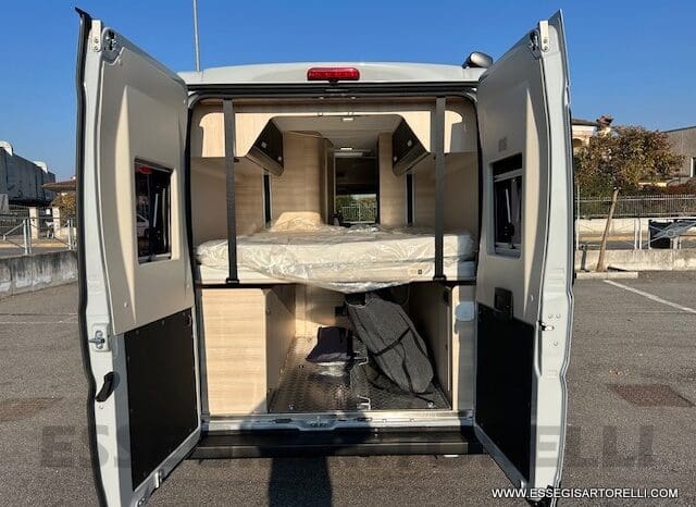 CHAUSSON SPORTLINE V 690 CAMBIO AUTOMATICO SERIE VAN 636 CM MAXI MATRIMONIALE ELETTRICO BASCULANTE 2025 pieno