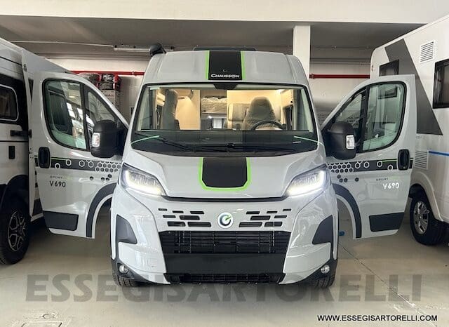 CHAUSSON SPORTLINE V 690 CAMBIO AUTOMATICO SERIE VAN 636 CM MAXI MATRIMONIALE ELETTRICO BASCULANTE 2025 pieno