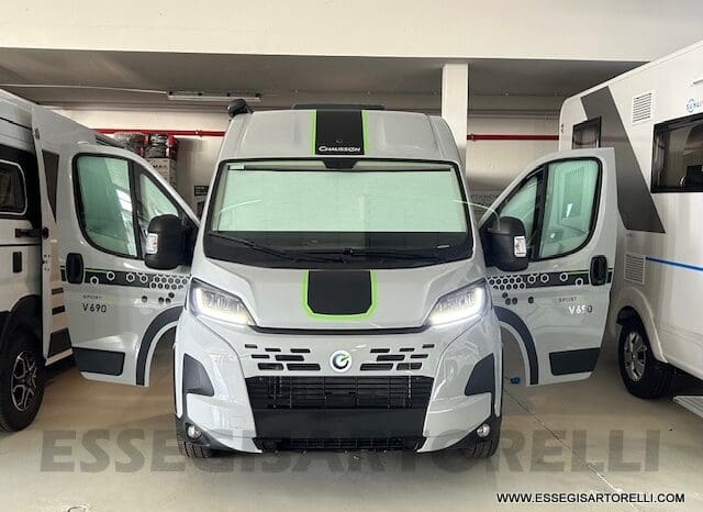 CHAUSSON SPORTLINE V 594 MAX CAMBIO AUTOMATICO SERIE VAN 599 CM DOPPIO MATRIMONIALE IN CODA 2025 pieno