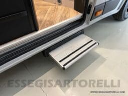 CHAUSSON SPORTLINE V 690 CAMBIO AUTOMATICO SERIE VAN 636 CM MAXI MATRIMONIALE ELETTRICO BASCULANTE 2025 pieno