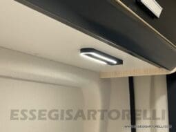 CHAUSSON SPORTLINE V 690 CAMBIO AUTOMATICO SERIE VAN 636 CM MAXI MATRIMONIALE ELETTRICO BASCULANTE 2025 pieno