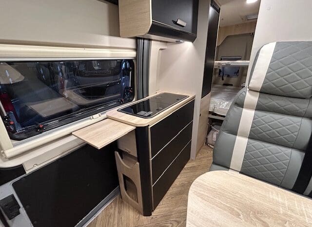 CHAUSSON SPORTLINE V 594 MAX CAMBIO AUTOMATICO SERIE VAN 599 CM DOPPIO MATRIMONIALE IN CODA 2025 pieno