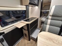 CHAUSSON SPORTLINE V 594 MAX CAMBIO AUTOMATICO SERIE VAN 599 CM DOPPIO MATRIMONIALE IN CODA 2025 pieno