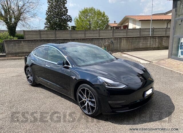 TESLA MODEL 3 DUAL MOTOR LONG RANGE (4WD) FULL OPTIONAL IVA ESPOSTA pieno