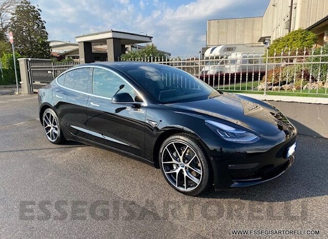 TESLA MODEL 3 DUAL MOTOR LONG RANGE (4WD) FULL OPTIONAL IVA ESPOSTA pieno