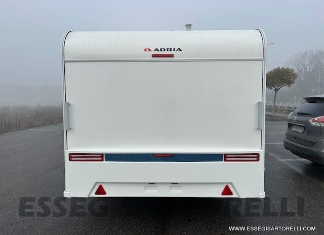 ADRIA NEW AVIVA 563 PT 2025 7 POSTI (TRIPLO CASTELLO) pieno