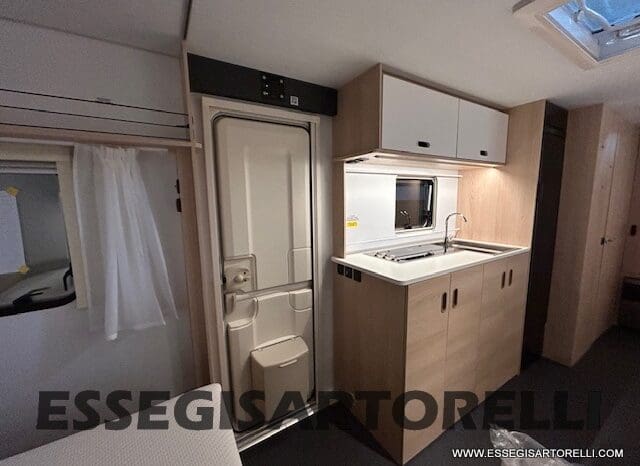 ADRIA NEW AVIVA 563 PT 2025 7 POSTI (TRIPLO CASTELLO) pieno