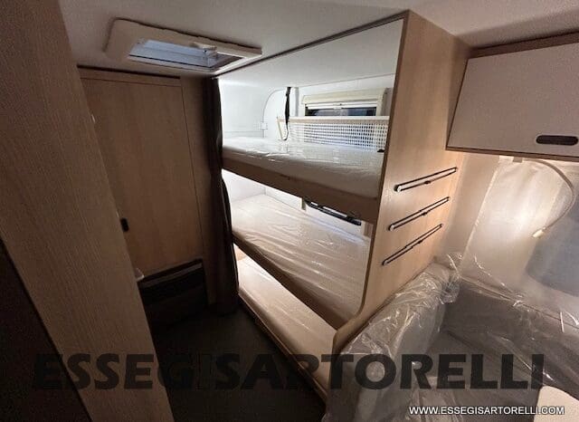 ADRIA NEW AVIVA 563 PT 2025 7 POSTI (TRIPLO CASTELLO) pieno