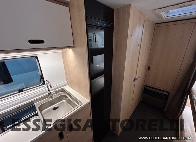 ADRIA NEW AVIVA 563 PT 2025 7 POSTI (TRIPLO CASTELLO) pieno