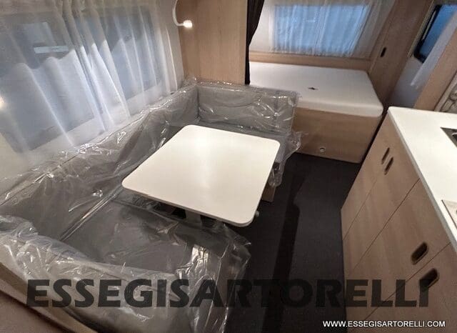 ADRIA NEW AVIVA 563 PT 2025 7 POSTI (TRIPLO CASTELLO) pieno