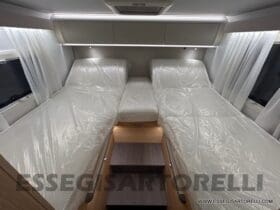 ADRIA NEW MATRIX AXESS M 650 DL letti gemelli e garage doppio pavimento basculante