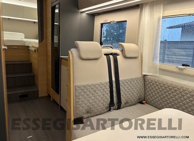 ADRIA CORAL XL A 660 SL 06/2024 GEMELLI E DOPPIO PAVIMENTO UNIPROPRIETARIO SOLO 623 KM ! pieno