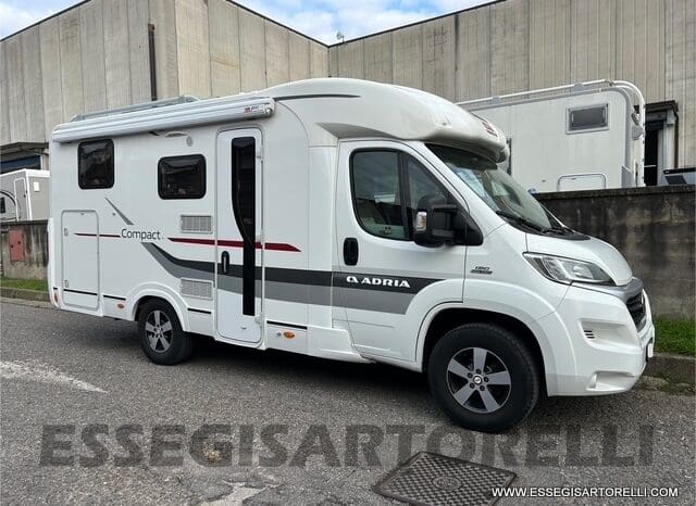 ADRIA COMPACT PLUS SL 2015 LETTI GEMELLI 660 CM pieno