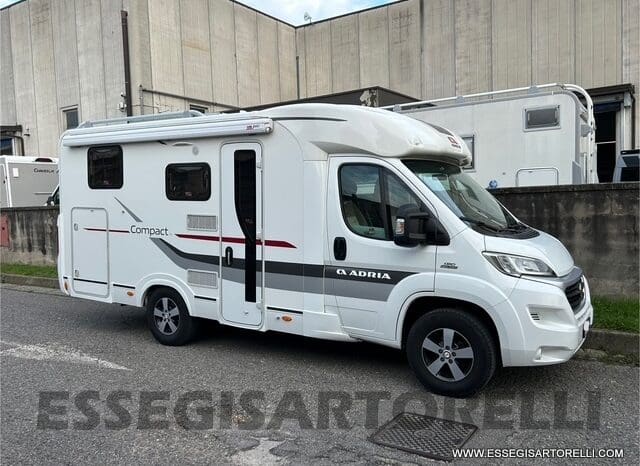 ADRIA COMPACT PLUS SL 2015 LETTI GEMELLI 660 CM pieno