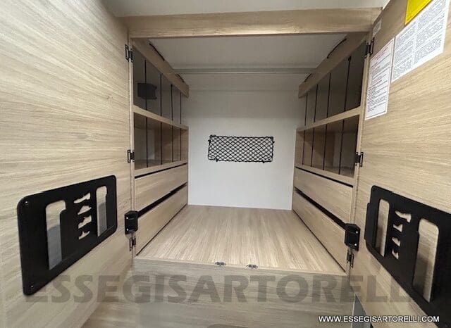 CHAUSSON ETAPE LINE 650 AUTOMATICO 165 CV POWER MY 2025 639 CM SEMINTEGRALE BASCULANTE E GARAGE pieno