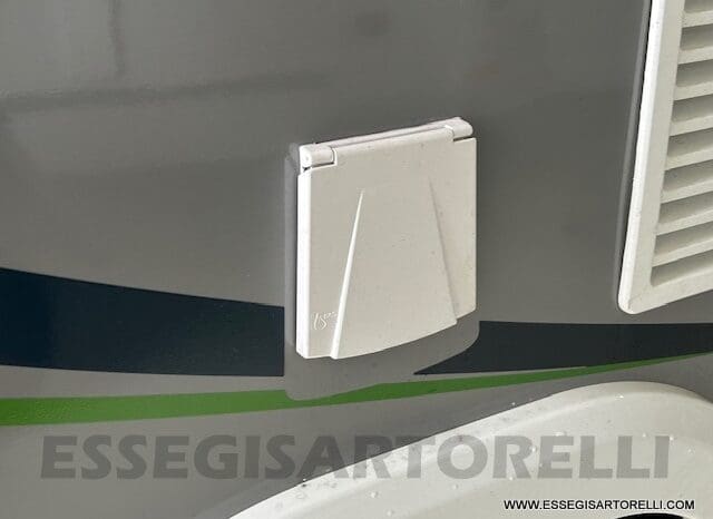 CHAUSSON ETAPE LINE 650 AUTOMATICO 165 CV POWER MY 2025 639 CM SEMINTEGRALE BASCULANTE E GARAGE pieno