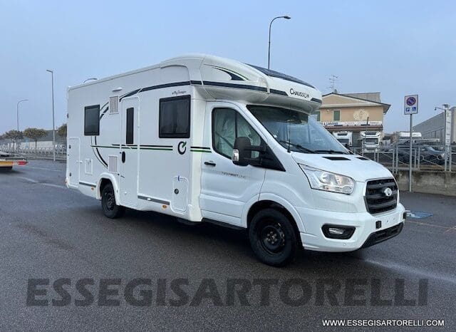 CHAUSSON FIRST LINE 720 GAMMA 2025 SEMINTEGRALE BASCULANTE E GARAGE LETTI CASTELLO pieno