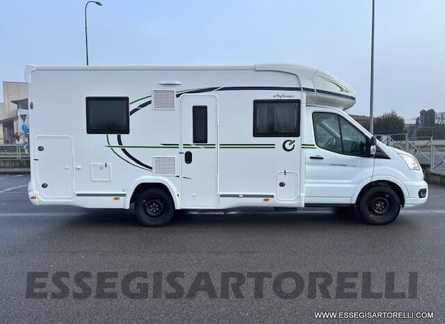 CHAUSSON FIRST LINE 720 GAMMA 2025 SEMINTEGRALE BASCULANTE E GARAGE LETTI CASTELLO pieno