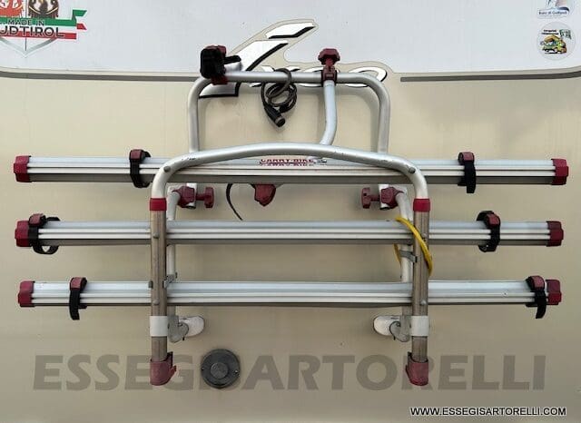 BURSTNER IXEO 666 SEMINTEGRALE BASCULANTE 674 CM 2010 pieno