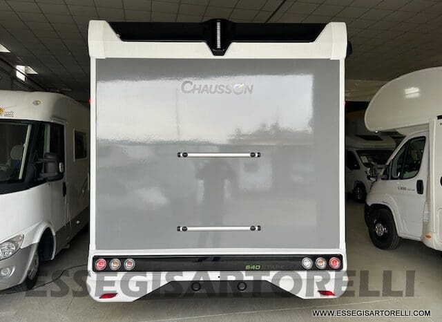 CHAUSSON ETAPE LINE 640 AUTOMATICO 165 CV POWER MY 2025 699 CM SEMINTEGRALE BASCULANTE E GARAGE pieno