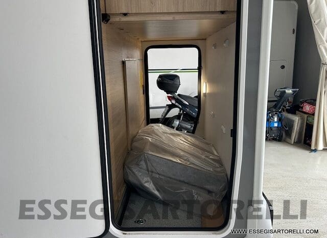 CHAUSSON ETAPE LINE 640 AUTOMATICO 165 CV POWER MY 2025 699 CM SEMINTEGRALE BASCULANTE E GARAGE pieno