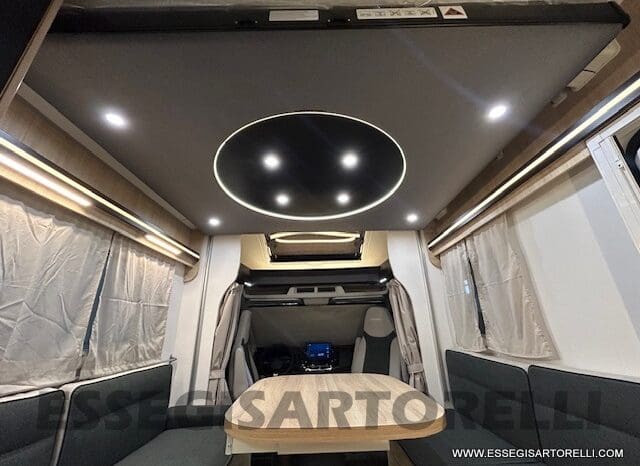 CHAUSSON ETAPE LINE 640 AUTOMATICO 165 CV POWER MY 2025 699 CM SEMINTEGRALE BASCULANTE E GARAGE pieno