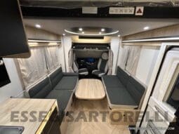 CHAUSSON ETAPE LINE 640 AUTOMATICO 165 CV POWER MY 2025 699 CM SEMINTEGRALE BASCULANTE E GARAGE pieno