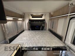 CHAUSSON ETAPE LINE 640 AUTOMATICO 165 CV POWER MY 2025 699 CM SEMINTEGRALE BASCULANTE E GARAGE pieno