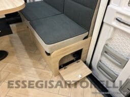 CHAUSSON ETAPE LINE 640 AUTOMATICO 165 CV POWER MY 2025 699 CM SEMINTEGRALE BASCULANTE E GARAGE pieno