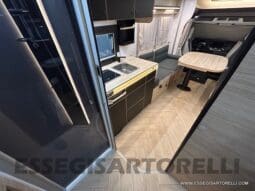 CHAUSSON ETAPE LINE 640 AUTOMATICO 165 CV POWER MY 2025 699 CM SEMINTEGRALE BASCULANTE E GARAGE pieno