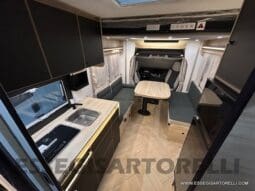 CHAUSSON ETAPE LINE 640 AUTOMATICO 165 CV POWER MY 2025 699 CM SEMINTEGRALE BASCULANTE E GARAGE pieno