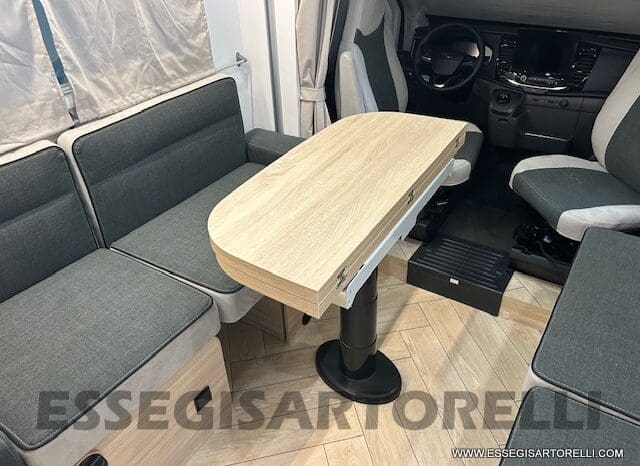 CHAUSSON ETAPE LINE 640 AUTOMATICO 165 CV POWER MY 2025 699 CM SEMINTEGRALE BASCULANTE E GARAGE pieno