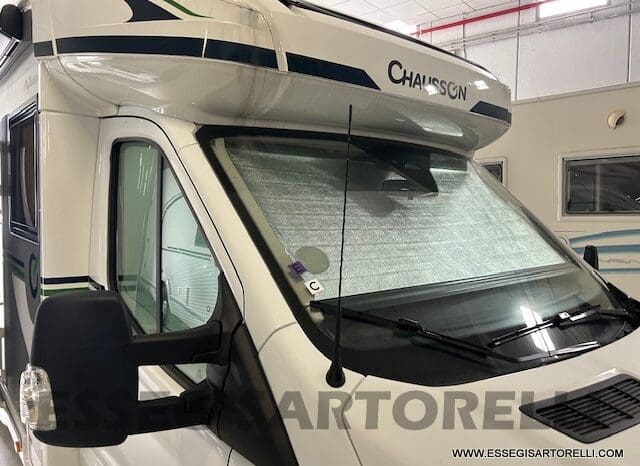 CHAUSSON ETAPE LINE 640 AUTOMATICO 165 CV POWER MY 2025 699 CM SEMINTEGRALE BASCULANTE E GARAGE pieno