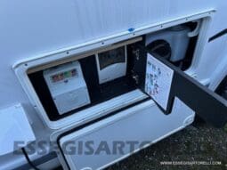 CHAUSSON FIRST LINE 720 GAMMA 2025 SEMINTEGRALE BASCULANTE E GARAGE LETTI CASTELLO pieno