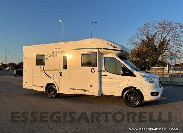 CHAUSSON FIRST LINE 720 GAMMA 2025 SEMINTEGRALE BASCULANTE E GARAGE LETTI CASTELLO pieno