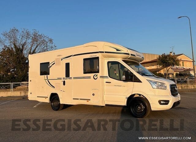 CHAUSSON FIRST LINE 720 GAMMA 2025 SEMINTEGRALE BASCULANTE E GARAGE LETTI CASTELLO pieno