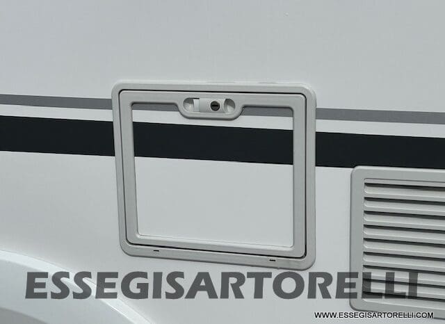 ADRIA CORAL XL A 670 SL 01/2022 LETTI GEMELLI, GARAGE E GANCIO TRAINO, WEBASTO pieno