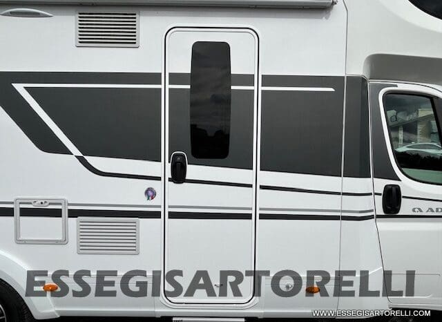 ADRIA CORAL XL A 670 SL 01/2022 LETTI GEMELLI, GARAGE E GANCIO TRAINO, WEBASTO pieno